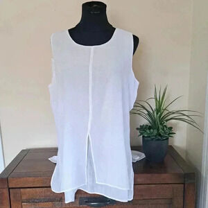 ❤️  Cristina B White Flowy Sleeveless  Top Medium Tunic Blouse Lightweight Shirt